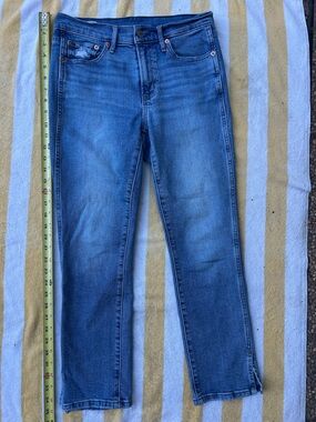 GAP Women's Medium Blue Straight-Leg Jeans